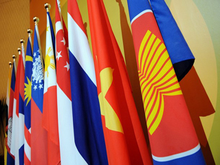 Asean flag.jpg